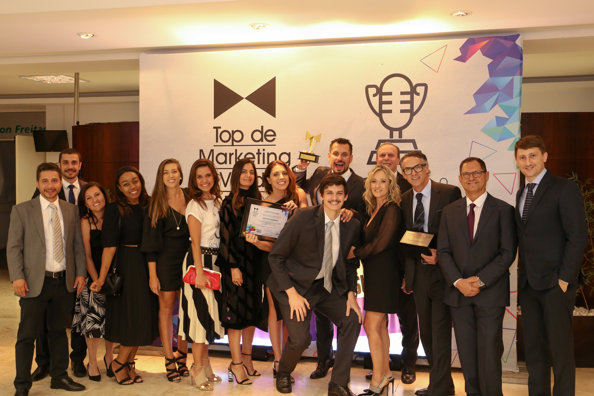 Almeida Junior recebe dois prêmios no Top de Marketing e Vendas da ADVB/SC